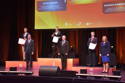 2. helyezett Tatai Sándor Székesfehérvári SZC Jáky József Építőipari Technikum.  1. helyezett Degovics Gergely, ÉRKK - Győri SZC Hild József Építőipari Technikum.  3. helyezett Kovács Ambrus, Győri SZC Hild József Építőipari Technikum. 