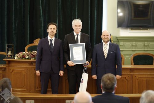 Győr Oktatásügyéért díjban részesült Józsa Tamás, iskolánk igazgatója